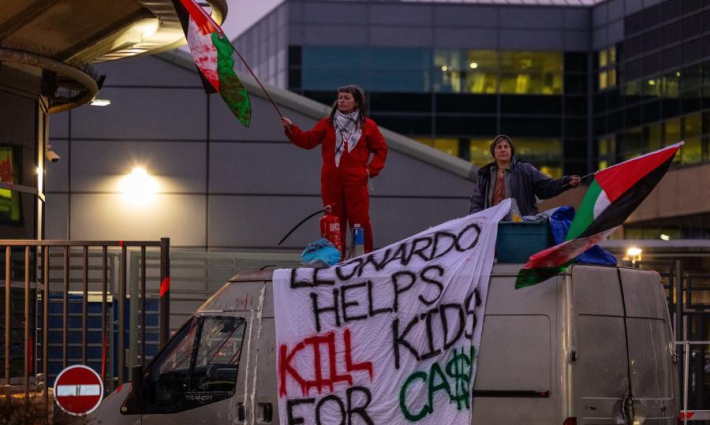 نشطاء من "حركة فلسطين" يقطعون الكهرباء عن مصنع في إدنبرة.. ودعوى قضائية ضد جامعة كاليفورنيا بسبب قمع الاحتجاجات التضامنية