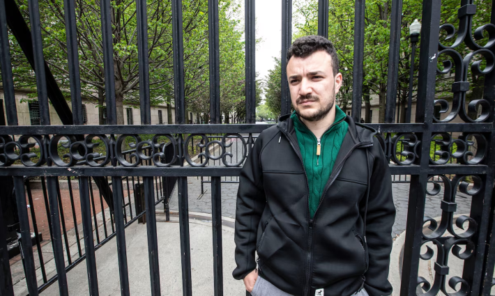 “قضيته سابقة خطيرة”..  محامو محمود خليل يستعدون للطعن بقرار ترحيله