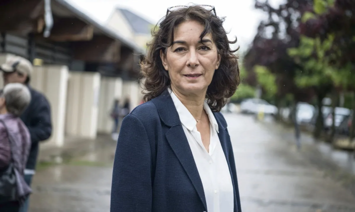 "أرى هذا المنع محاولة متعمدة لإخفاء الحقائق كما هو الحال مع الصحافيين. لا يُراد للواقع الفلسطيني أن يُنقل للعالم" سوميا بوروها ـــ نائبة بالجمعية الوطنية الفرنسية