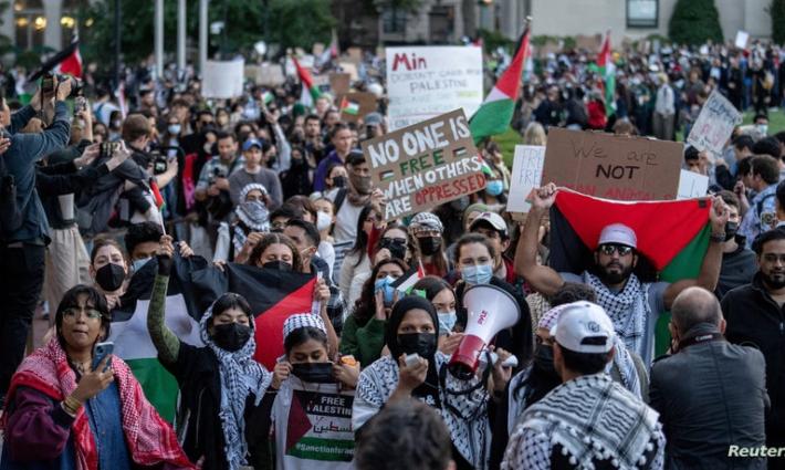 أيدوا فلسطين جامعة ميشيغان تفصل موظفًا وتُعلّق 4 آخرين عن العمل