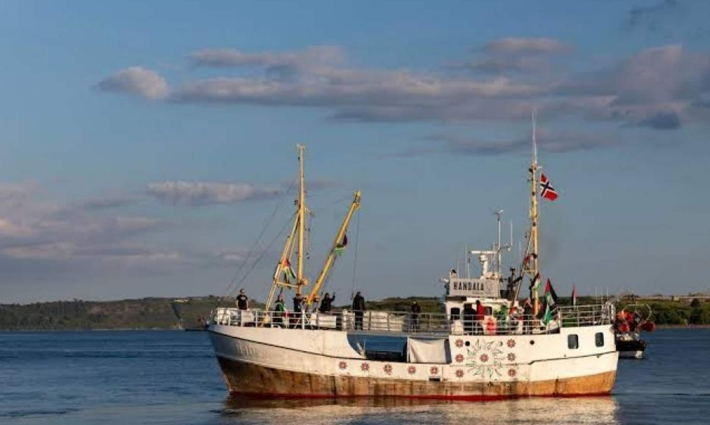 الغرب الذي مكّن الإبادة، وهي أول إبادة تُبثّ مباشرةً في التاريخ، يتحمل مسؤولية تشجيع سلوك الاحتلال في المياه الدولية