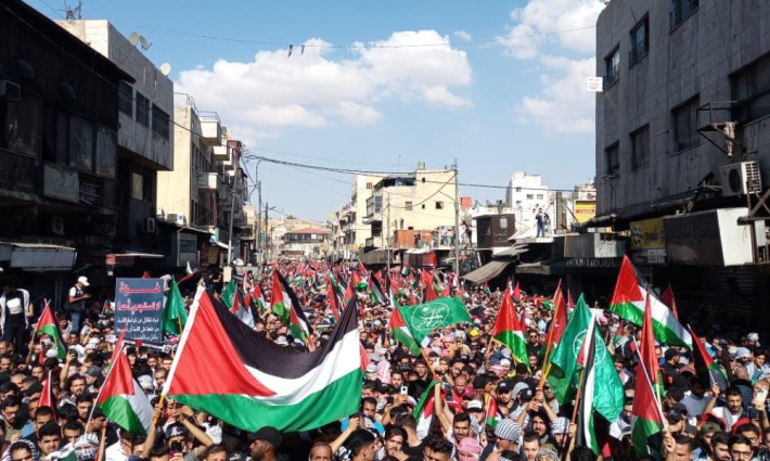 في العيد.. نقاوم التطبيع، نقاطع، ونتبرع لدعم صمود أهلنا في قطاع غزة