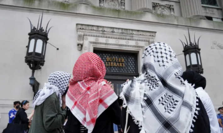 دعموا غزة! جامعة كولومبيا تعلق الدراسة وتطرد نحو 80 طالبًا