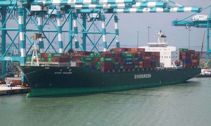 سترفع علم السعودية!.. حركة المقاطعة تطالب بوقف شحنة فولاذ متجهة للاحتلال