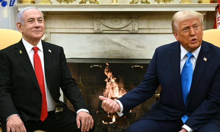 العدالة المتساوية تقتضي أن يتشارك نتنياهو وترامب الزنزانة يومًا ما  بيتر دريير| كاتب وناشط سياسي أمريكي