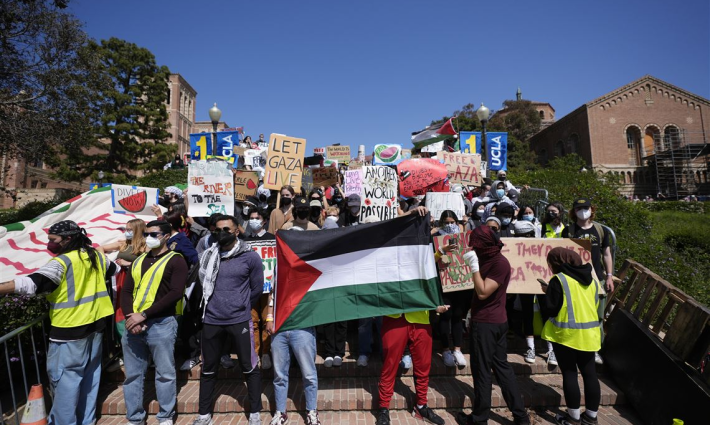 أوقفها بسبب الاحتجاجات.. محكمة أمريكية تأمر ترامب بإعادة منح جامعة كاليفورنيا