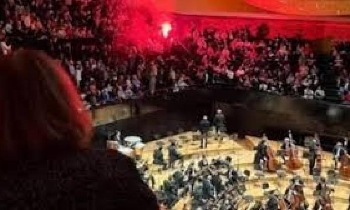1500 متضامن يحاصرون مباراة "أستون فيلا" مع "مكابي تل أبيب"..تعطيل حفل الأوركسترا الفيلهارمونية الإسرائيلية في باريس