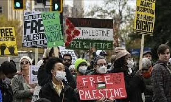 احتجاج  ضد "كارفور" في برشلونة و"باركليز" في أسكتلندا.. أيرلندا تصوّت لحظر الاحتلال رياضيًا.. و”بريمير تيك” توقف رعاية منتخب العدو للدراجات الهوائية