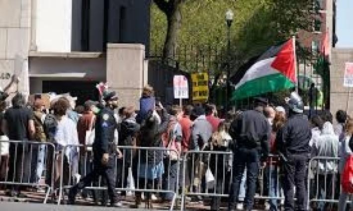 احتجاجات طلابية تعطل الدراسة بعدة جامعات فنلندية دعمًا لفلسطين...احتجاجات تعطل فعالية "مايكروسوفت" وتحاصر معرض "HP"