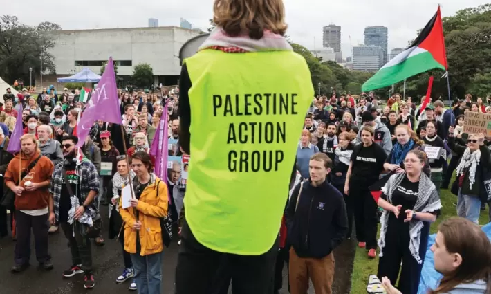 "أليانز" و "أفيفا" للتأمين تنسحبان من الشراكة مع “إلبيت” الإسرائيلية...حملة توقيع دولية لدعم "غريتا ثونبرغ" ضد اتهامات الإرهاب