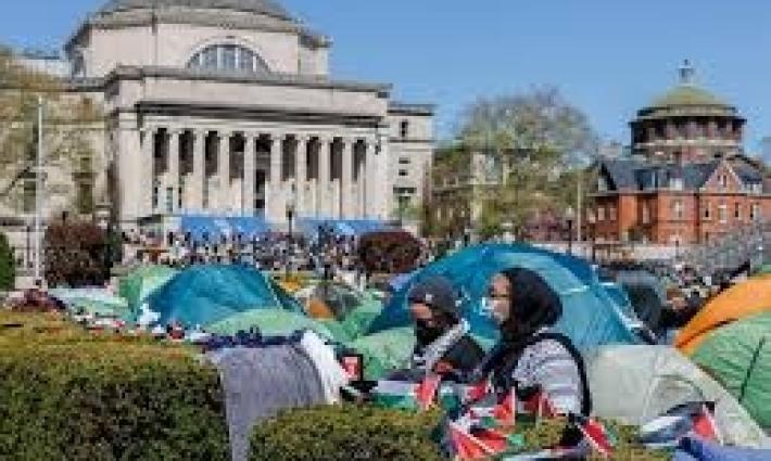 40 ألف إسباني يحتجون تنديدًا باستضافة مباراة مع فريق إسرائيلي..حراك طلابي متصاعد ضد متحدثين وشركات مرتبطة بالاحتلال الإسرائيلي