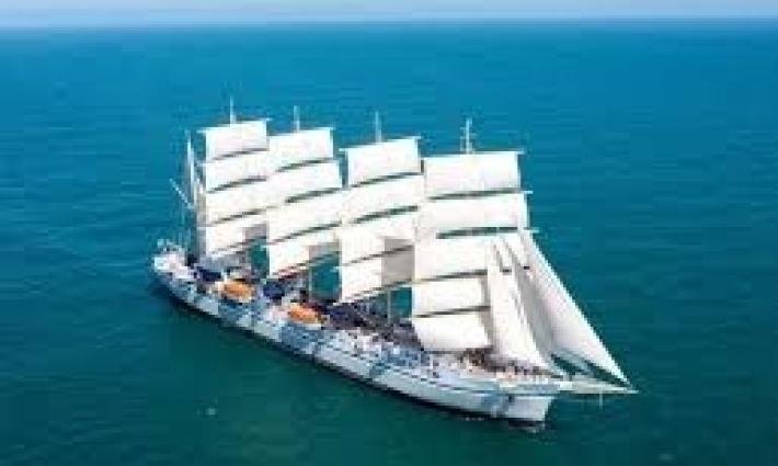 استقبال حافل لأبطال أسطول الصمود.. ومرور 24 ساعة على اختطاف 11 سفينة من "أسطول الحرية"...احتلال بلدية بأيرلندا وتعطيل وزارة بأيسلندا دعمًا لأسطول الحرية