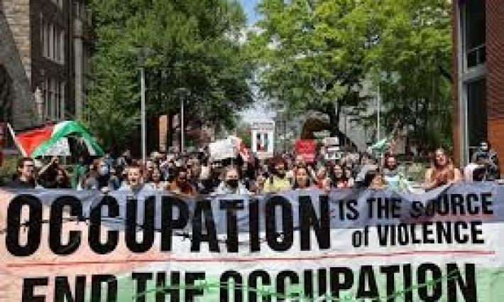 موجة احتجاجات تُحاصر مؤتمرات السلاح وشركاء الاحتلال...نشطاء يغلقون 40 متجرًا من “ألبرت هاين” في أمستردام