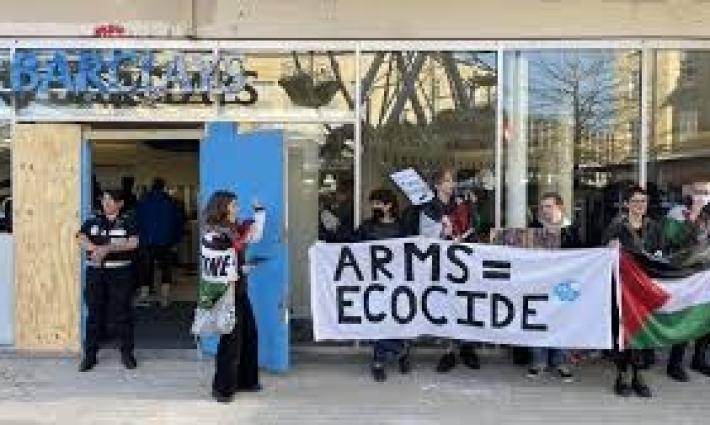 احتجاج  ضد "كارفور" في برشلونة و"باركليز" في أسكتلندا... أيرلندا تصوّت لحظر الاحتلال رياضيًا.. و”بريمير تيك” توقف رعاية منتخب العدو للدراجات الهوائية