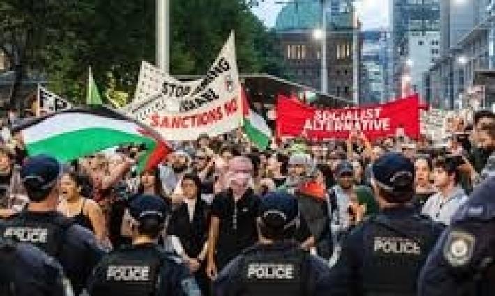 مظاهرات أستراليا ضد رئيس الاحتلال تتواصل لليوم الثاني...حركة المقاطعة تدين منع "هيومن ووتش" نشر تقرير عن تهجير الفلسطينيين