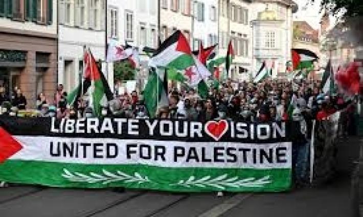 أكثر من 1000 فنان يوقعون رسالة لمقاطعة "يوروفيجن" بسبب مشاركة الاحتلال...تحرك بحري قبالة سواحل تونس يطالب بالإفراج عن 7 نشطاء معتقلين